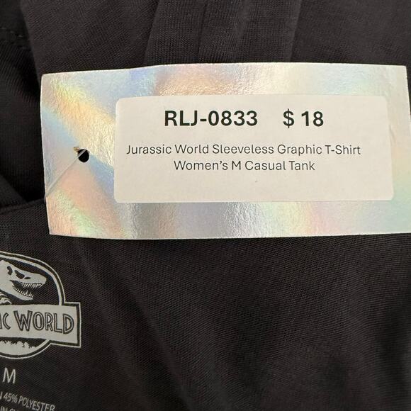 Jurassic World Sleeveless Graphic T-Shirt Women’s M Casual Tank - Picture 3 of 4